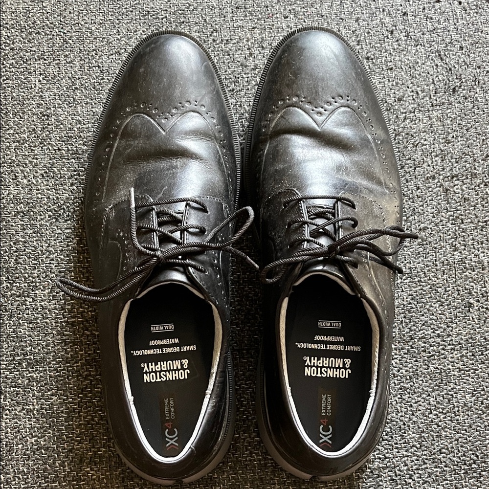 Johnston & Murphy Black Oxford Shoes
